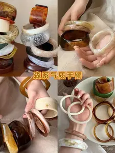 Irregular Gradient Wave Wide Bracelet, Simple Fashion Versatile Commuter Wristband, Unique High-End Jewelry, All Seasons Acrylic Chain