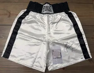 ✅ James Toney Signed Everlast Boxing Trunks “Lights Out” Schwartz COA