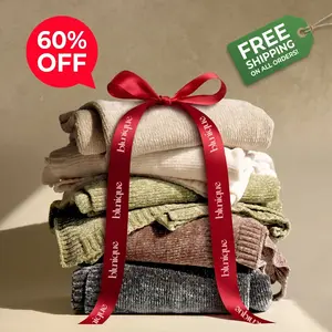 Blunique Cozy Chenille Throw Blanket – Ultra Soft, Lightweight, Breathable & Decorative for Sofa, Bed, Reading, or Picnic