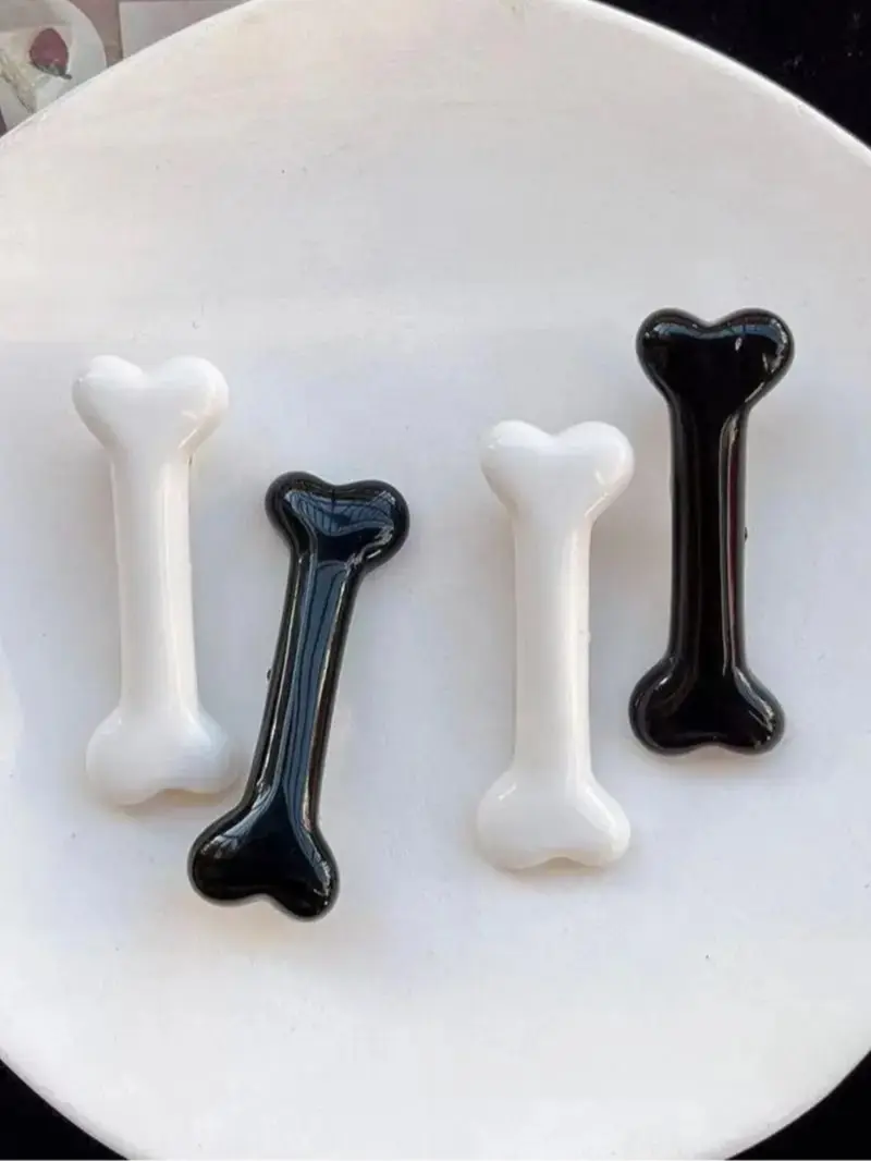 4 Pcs Cute Bone Shaped Duckbill Hair Clips for Women & Girls, Creative Flat Bone Claw Barrettes, Versatile Anti-Slip Side Bang Hair Accessories for Daily Styling