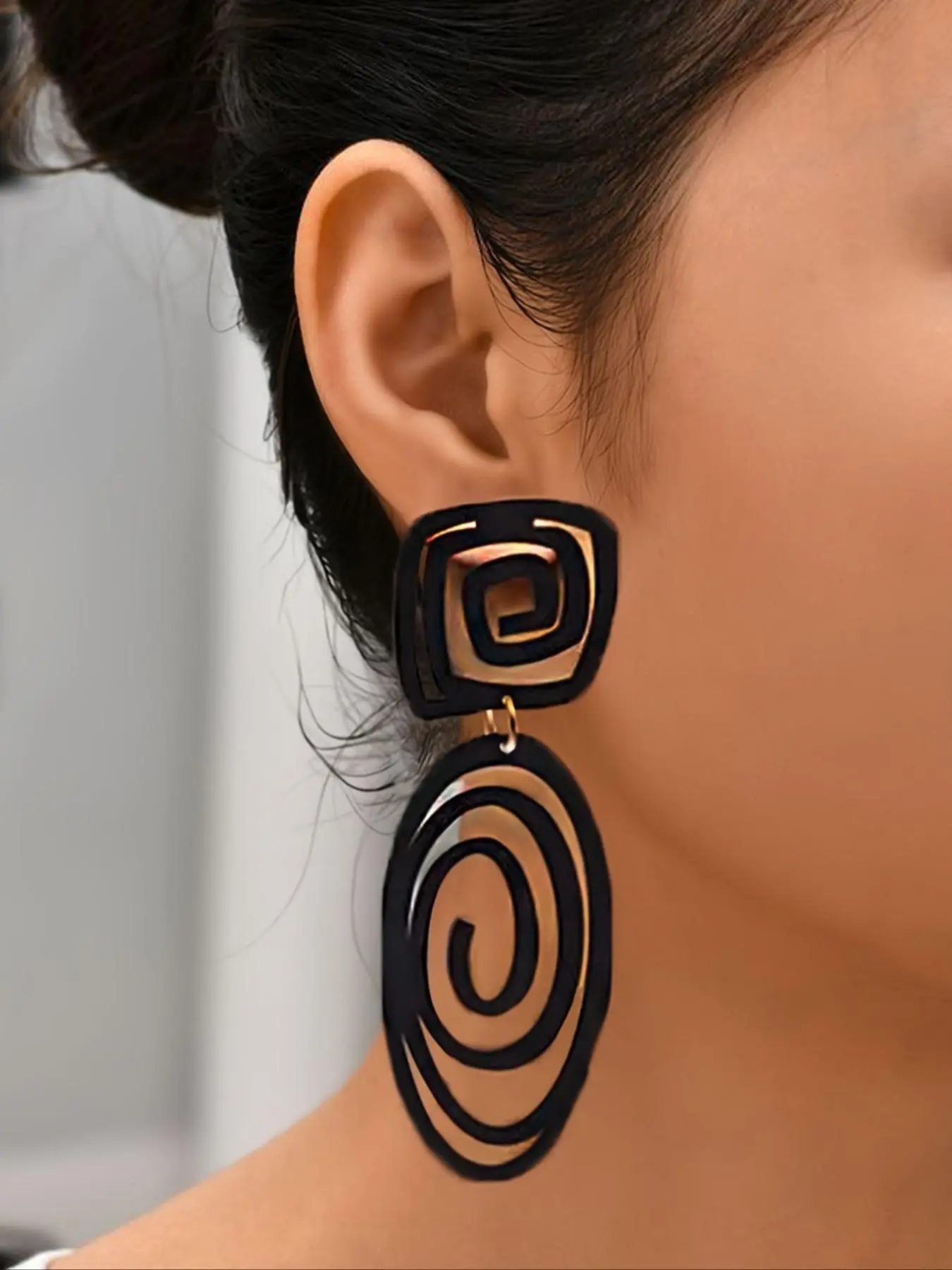 Geometric Design Dangle Earrings, Statement Hoops Earrings, Hollow Out Spiral Earrings, Unique Design Earrings, Jewelry for Party, Daily Clothing Decor, Geometric Appeal, Dangle Style, Alloy Material
