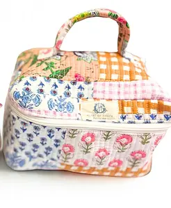 Lila Chapelle | Quilted Cosmetic Train Case Sample