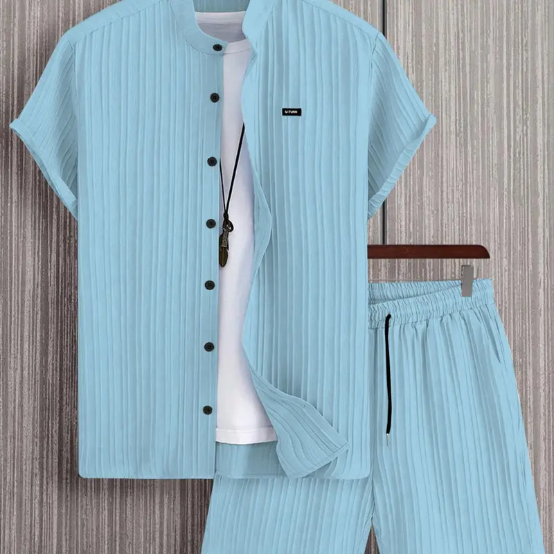 Two-Piece Set Men's Solid Color Textured Short Sleeve Shirt & Drawstring Waist Shorts Set, Regular Fit Casual Round Neck Top & Pocket Shorts, Men's Summer Clothes, Menswear