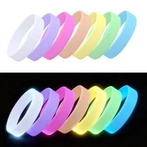 14pcs Glow-In-The-Dark Bracelets, Party Gift, Party Favor, Perfect for Night Running/music Concerts/weddings/carnivals/birthdays, Multicolor Accessories