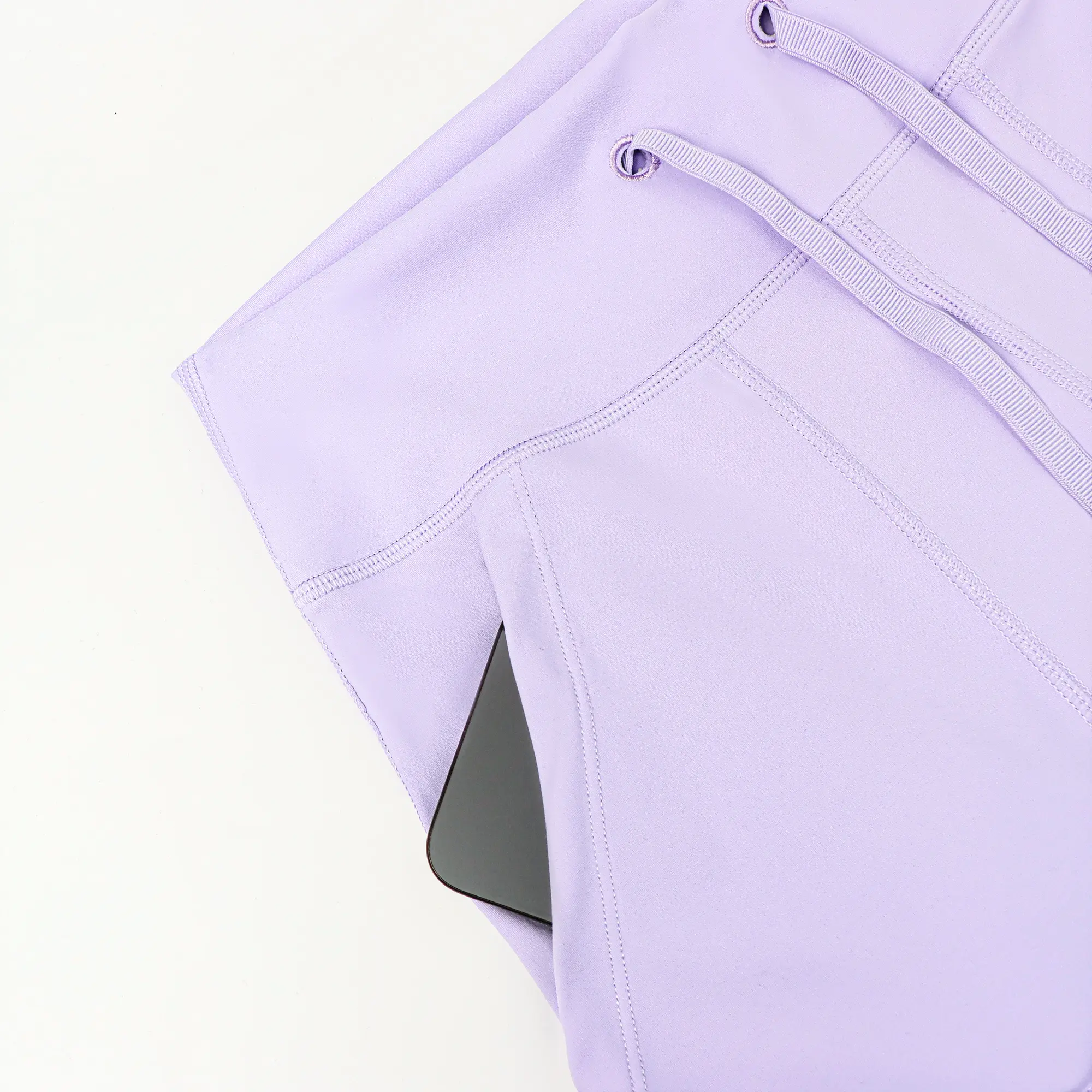 LULU Elegant Women's Straight-Leg Pants: A flattering, tailored fit perfect for both athletic and casual occasions, suitable for all seasons, and expertly crafted. LULU Elegant Women's Straight-Leg Pants: A flattering, tailored fit perfect for both athletic and casual occasions, suitable for all seasons, and expertly crafted.