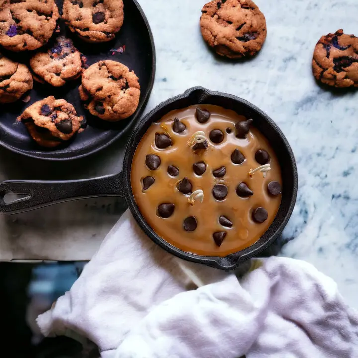Unique Candle Designs 8 oz Wax Household Chocolate Chip Cookie Skillet Candle, Household Candle