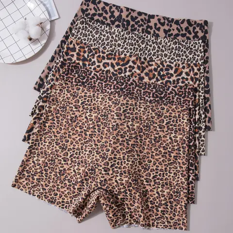 Women's Leopard Print Halloween Seamless Underwear Set, Fitted Mid-Waist Ice Silk Panties, Soft Breathable Knicker, Knitted Stretch Underwear, Seamless Breathable Design