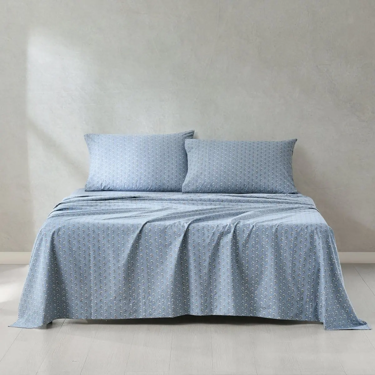 Lush Decor Freesia 100% Cotton Sheet Set - Vintage Floral Block Print, OEKO-TEX Certified, Machine Washable (Flat, Fitted Sheet & Pillowcase) - Floral Bedding Set for Twin, Full, Queen Beds