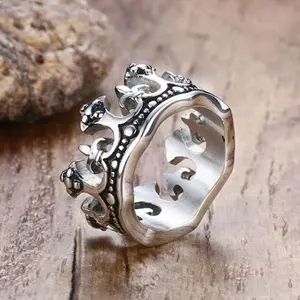 Classic Retro Crown King Ring Men Fashion Punk Simple Ring Couple Jewelry Gift