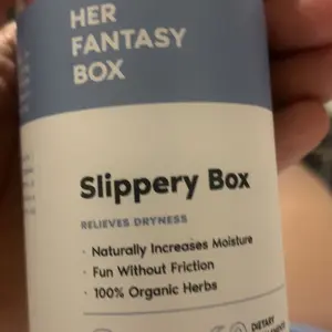 Product Review of Slippery Box - Extra Moisture Support Capsules from P**y