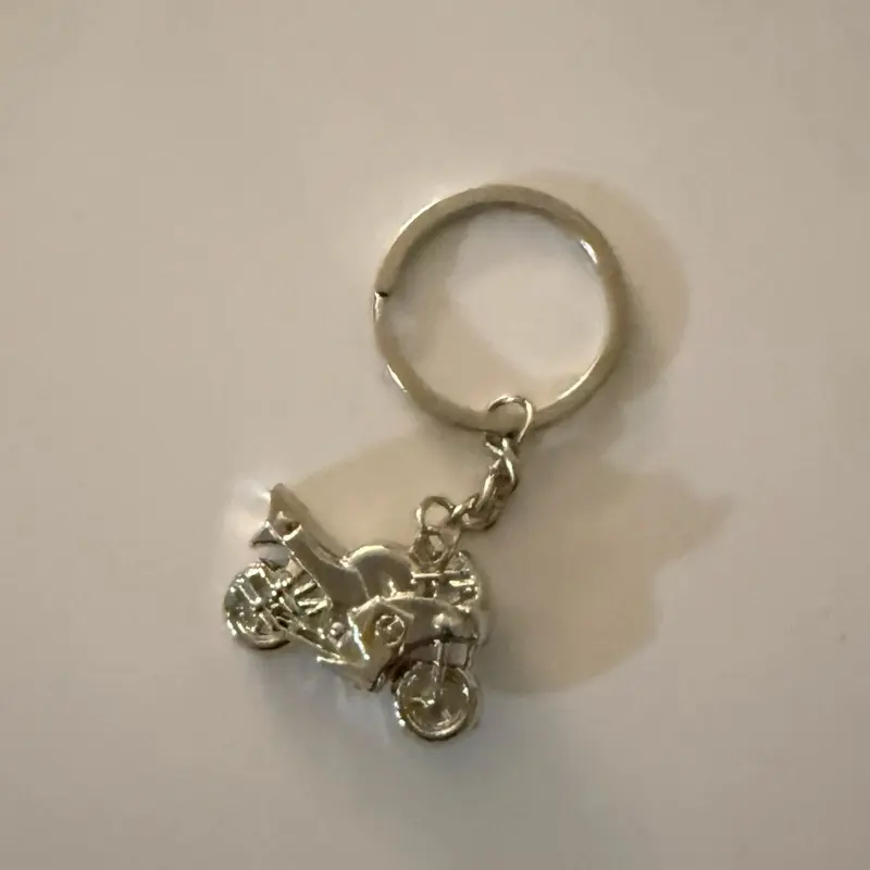 Heavy Duty Metal Sport Bike Keychain Miniature Motorcycle Pendant for Motorcycle Enthusiasts