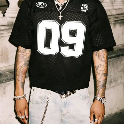 Men's Breathable 09 Number Print V-Neck Short Sleeve Mesh American Football T-Shirt, Loose Fit Summer Streetwear, Casual Sport Top, Sports Tops