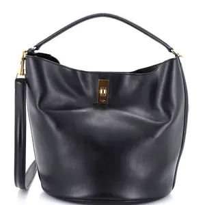 Pre-owned Celine material Bucket Bags Bucket 16 Bag Leather by Rebag