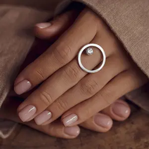 Island Soul Sphere Ring with White Topaz - Elegant and timeless jewelry