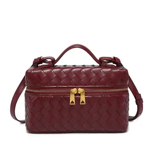 Stylish Fashion Trend Handbag - Handmade Woven Zipper Bag Perfect for Everyday Use as a Trendy Shoulder Tote or Crossbody