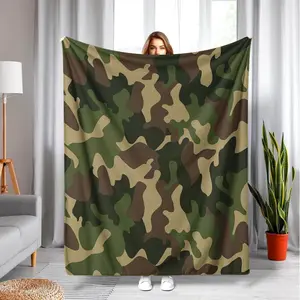 Classic Camouflage Throw Blanket - Military Green Camo Print Flannel Blanket, Cozy Soft Blanket for Hunting Outdoor Lovers