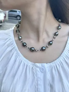 NC35-Luminous Tahitian Black Pearl Necklace with Exquisite Cross Accents – A Statement of Timeless Elegance.Tahitian Pearl Necklace, Black Pearl Necklace, Statement Jewelry, Designer Pearl Necklace, Cross Motif Necklace, High Luster Pearls