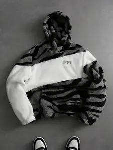 Unisex Y2K Style Casual Leopard Print Patchwork Long Sleeve Jacket, Letter Badge Casual Comfy Streetwear, Fall Winter Fleece Warm Fitted Coat, High Street Culture, Men's Gift, Couple Fashion, Tops, Menswear