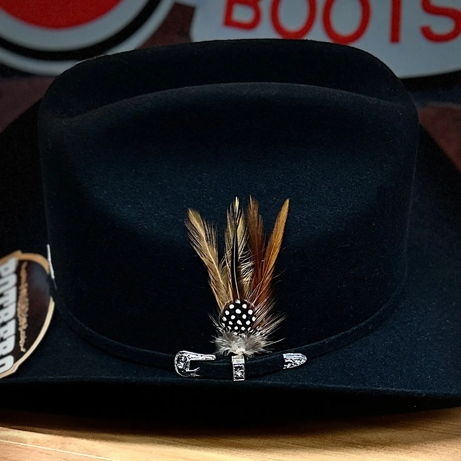Classic Hat Feather (Brown) Classic Hat Feather (Brown)