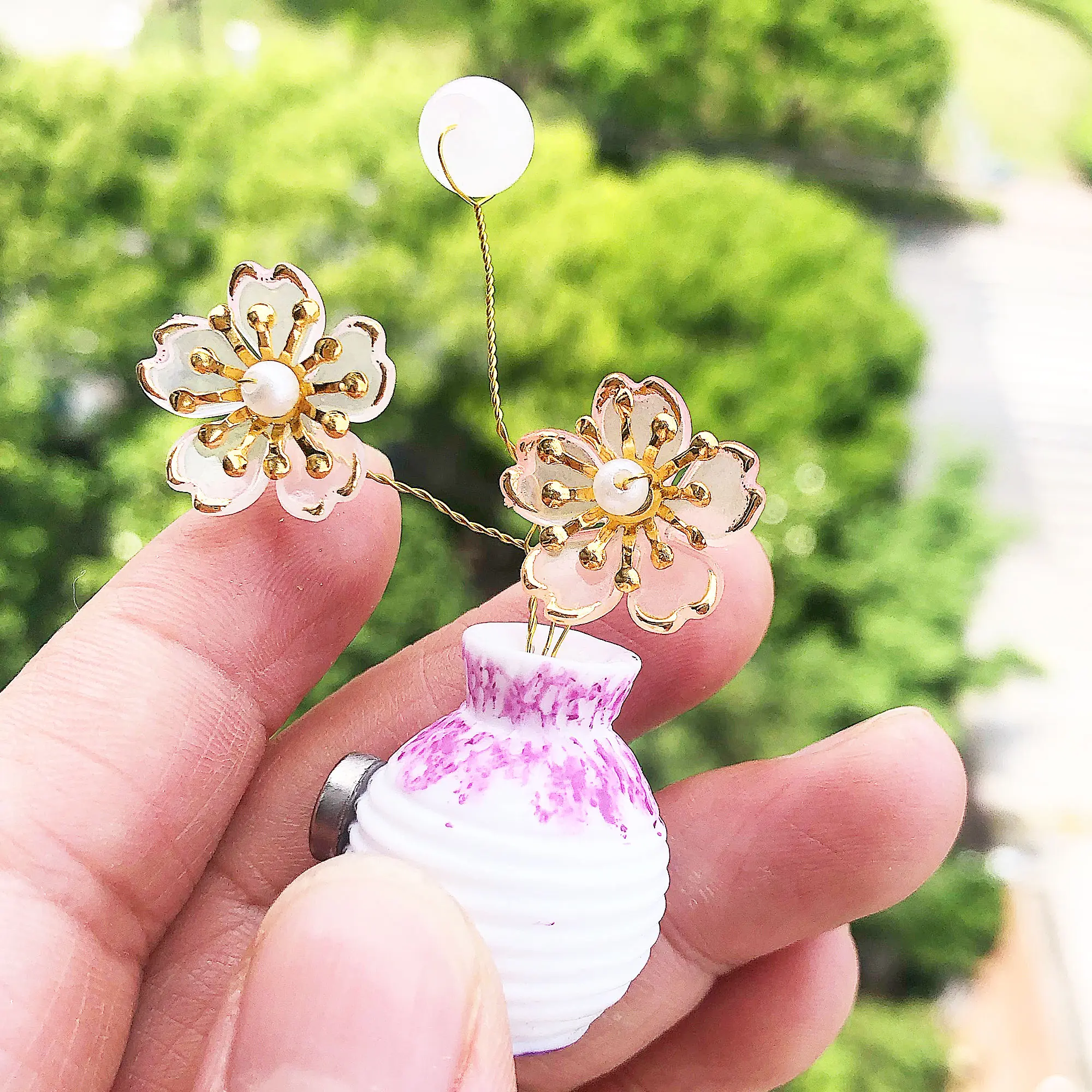 Creative Mini Vase Fridge Magnet Set, 1PCS DIY Resin Refrigerator Magnets with Nordic Chinese Style Design, Decorative Flower Vase Magnets for Kitchen, Locker and Room, Unique Gift for Girlfriend, Best Friend and Mother