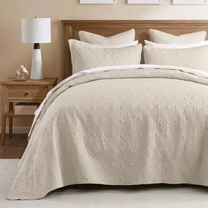 Quebec Twin Size Bedding Set - Ivory , Damask – 2 Piece Bedding Coverlets – Soft Microfiber Bed Quilted Coverlet