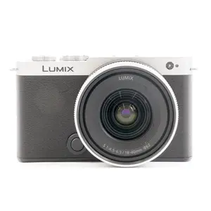 LUMIX S9 S 18-40mm Lens Kit - Black and Silver (DC-S9NSB9) (Used)