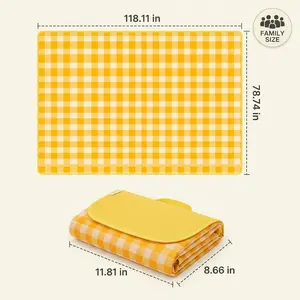 Picnic mat, moisture-proof mat, thickened outdoor floor mat, rectangular outdoor mat, trending waterproof mat, spring outing seat cushion, foldable