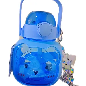 Bear-shaped water bottle