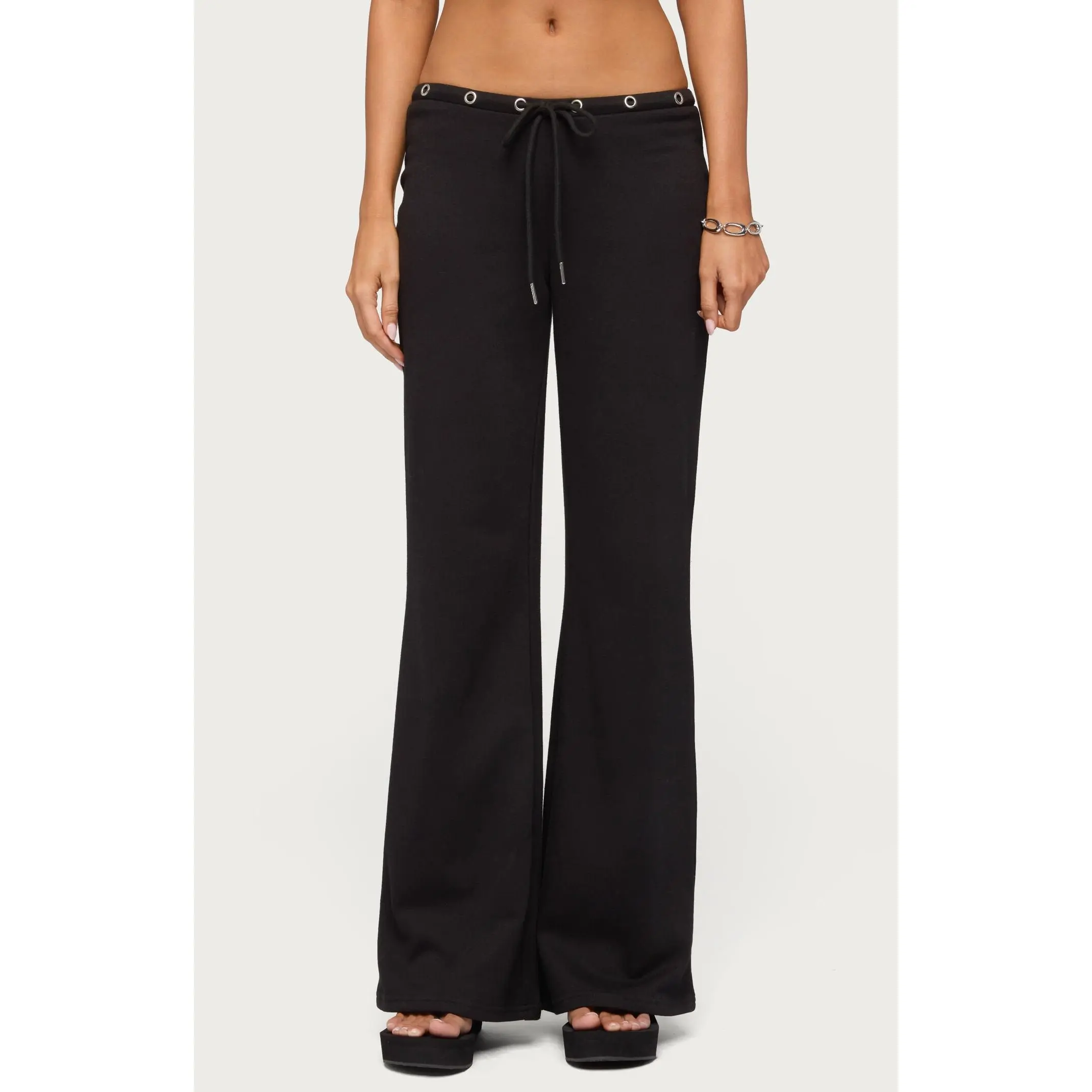 Edikted Women's Bronte Grommet Straight Leg Sweatpants