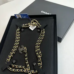 Pre-owned CHANEL WAIST CHAIN NEW YEAR DEAL