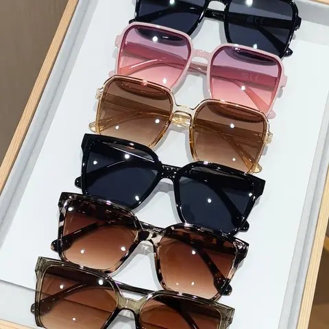 6 Pairs Women's Large Square Frame Summer Sunglasses Set, Modern Sunglasses Set, Oversized Trendy Sunglasses, Ideal for Driving, Camping, Daily Use and Business, Casual Fashion Accessory for Outdoor Activities, Trending Sunglasses, Ideal Gift