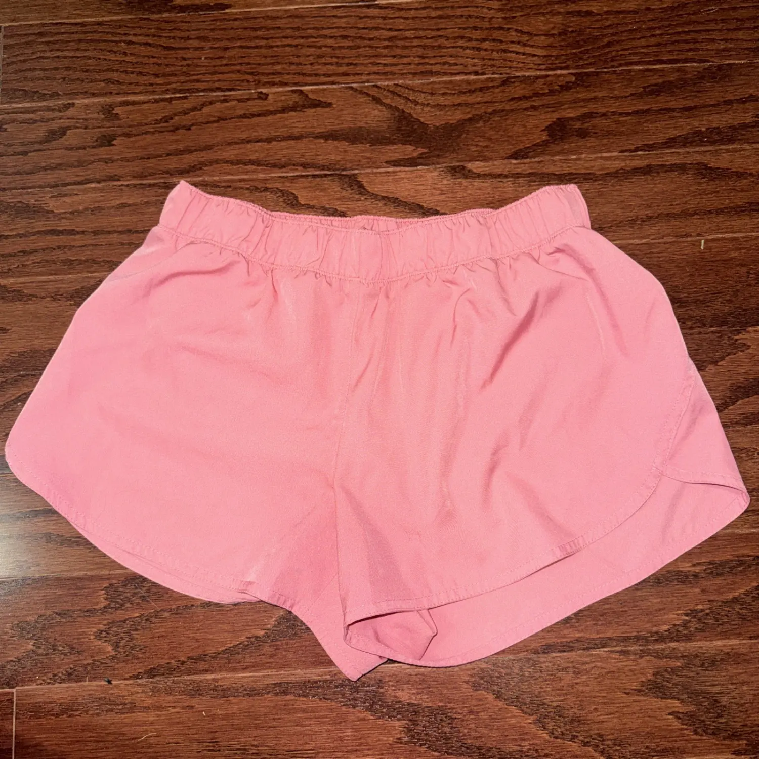 Old Navy Active Quick Dry Shorts Sz Large Purple / Mauve Built-In Liner Pockets