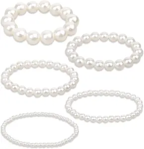 5 Pcs White Pearl Bracelets for Women, White Stretch Bridesmaid Pearl Bracelets Bridal Wedding Elastic Bracelets Stackable Faux Pearl Bracelets for Lady Pearl Beaded Bracelets