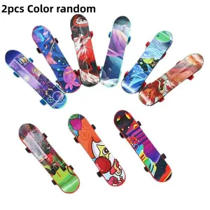 Mini Finger Skateboard, Indoor Desktop Roller Skates/ice Skates, Perfect Party Gift, Birthday Gift, Random Style and Pattern, Fidget