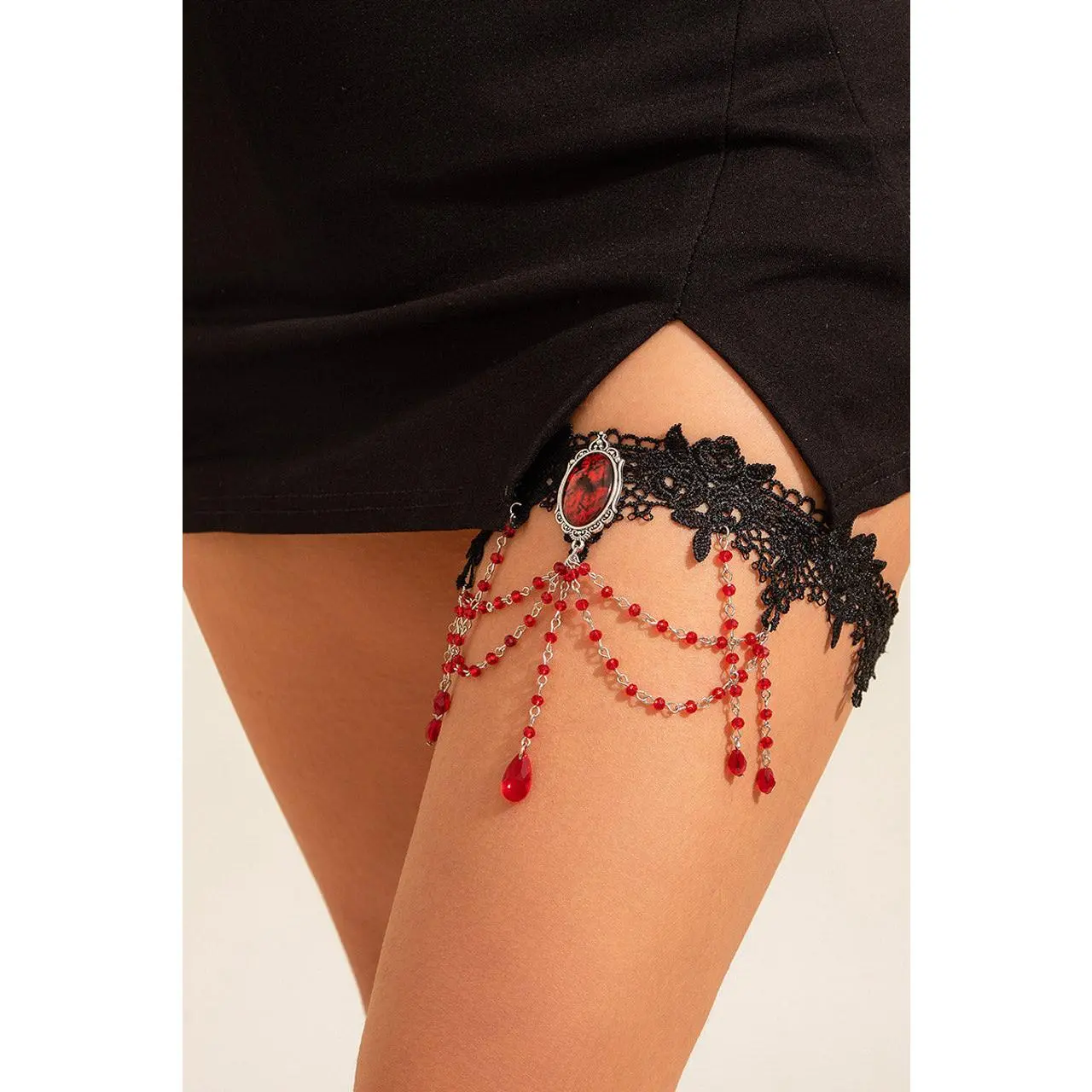 Red Chain Leg Garter