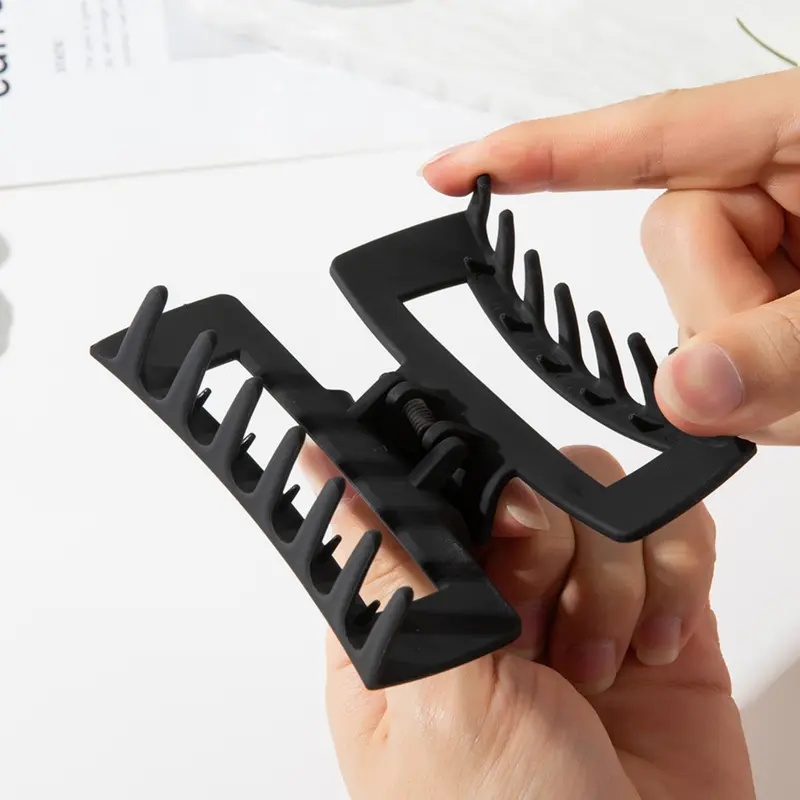 Women's Soft Rubber Hair Claw Clip, Vintage Matte Finish Large Square Design, 10.5cm/4.1in Stylish Headwear Accessory, Claw Hair Clips