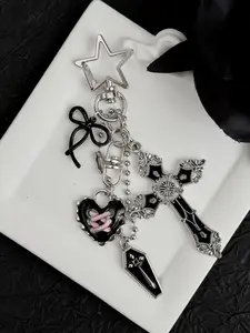 Gothic Y2K Cross Keychain, Unique Spicy Girl Dark Bow Heart Bag Charm, Key Chain Accessory for Bags