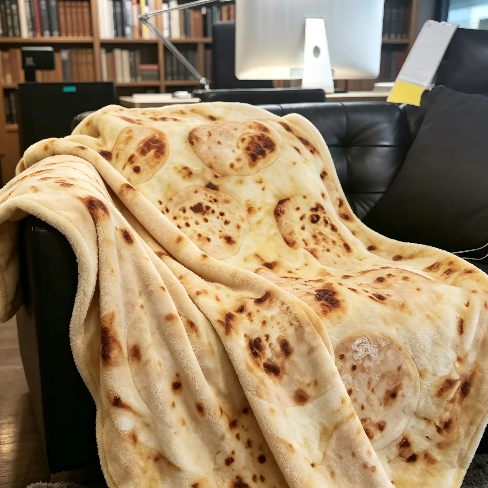 Soft Flannel Blanket with Pizza Burger Donut Pattern, Cozy Gift for All Seasons, Perfect for Office School Home Picnic Travel, Soft Warm Blanket