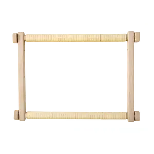 Wooden tapestry embroidery frame with clips 13,7*18,9in CSFR3548