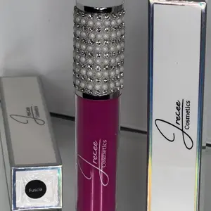 Fuchsia Long-lasting Matte Color