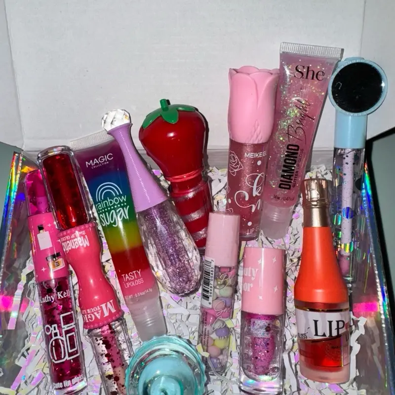 6 pcs Lipgloss Collection -  Makeup Lipgloss - High-Quality Lip Shades glass shopping sparkling moisturize fruity Heart-Shaped Water