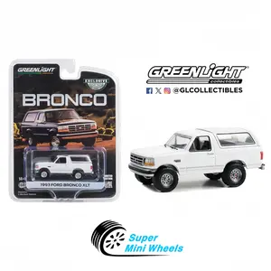 Greenlight 1:64 1993 Ford Bronco XLT – White