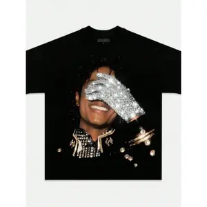 🎤[100%cotton][Graphic Tee]Jackson Glove Graphic Tee Vintage 90s King of Pop Inspired Music Shirt Retro Streetwear Unisex Cotton Crewneck Short Sleeve Soft Breathable Casual Top MJ Tribute Pop Culture Fashion Tee for Fans S–3XL Trend