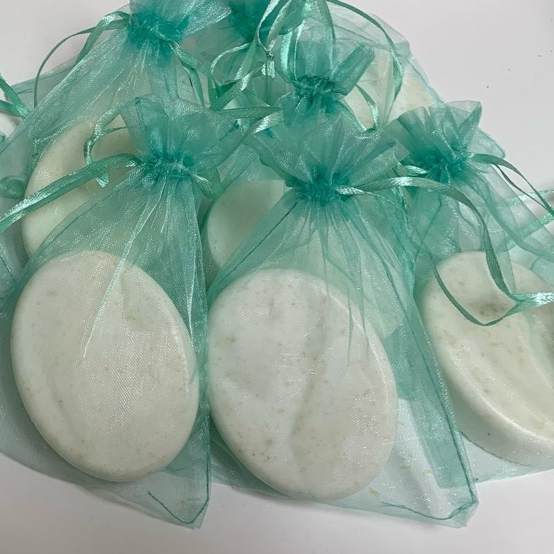 Flawless Skin Cosmetics Lavender & Oatmeal Facial Bar - Gentle Calming Cleanser for Daily Use - Soothes Eczema & Moisturizes Dry Skin - Radiant & Nourishing Formula