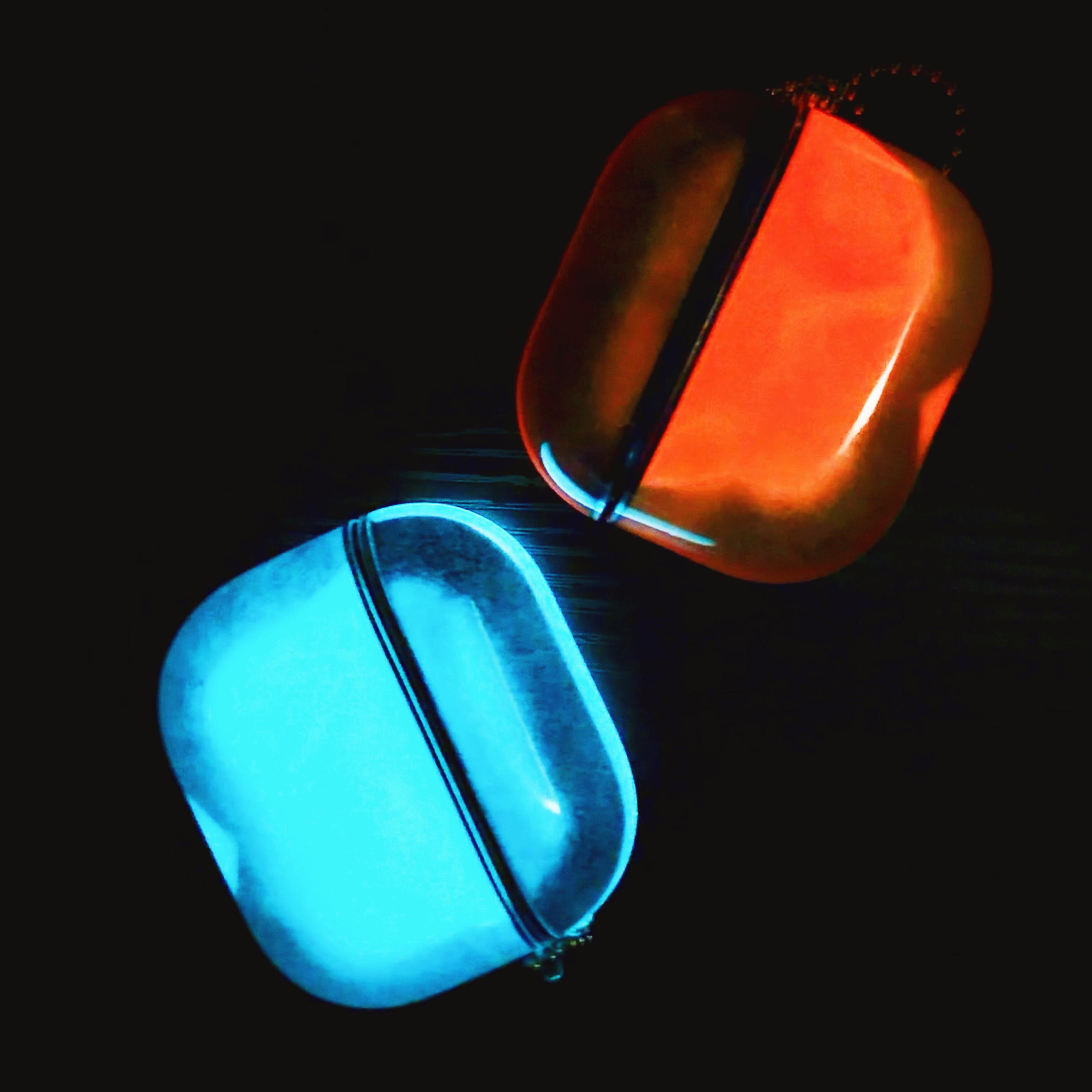 HISTORYOO Luminous Quicksand for AirPod Case for AirPods 4 3 2 1 Pro 3 Pro 2/1 For Apple Earbud Cover Shock Absorbing Enhanced Protective Cute Sparkle Glow-in-The-Dark Liquid Glitter Funny Hard Clear Night Glowing Sand Earphone Case Detachable Keychain