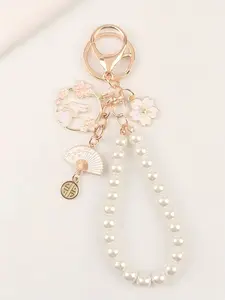 Sakura Bunny Pearl Bag Charm Pendants, Fan & Flower Bag Chain Charms, Elegant Oriental Bag Decoration Keychain, Cute Girly Bag Pendant for Backpack Purse, Purse Accessories, Ideal for Hanfu Lovers & Aesthetic Style Enthusiasts