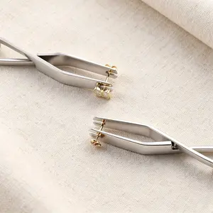Threadless Jewelry Removal Tool for Flat Back Earrings, Labret Studs & Nose Studs – Stainless Steel Separator Tool