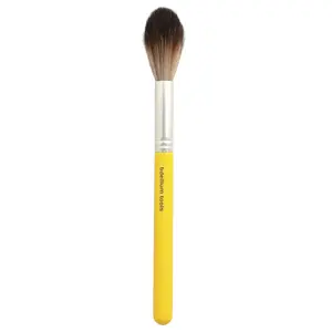 Bdellium Tools Studio Series, Tapered Highlighting Brush, Face 941, 1 Brush