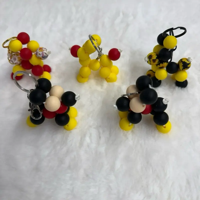 Custom balloon dog keychain