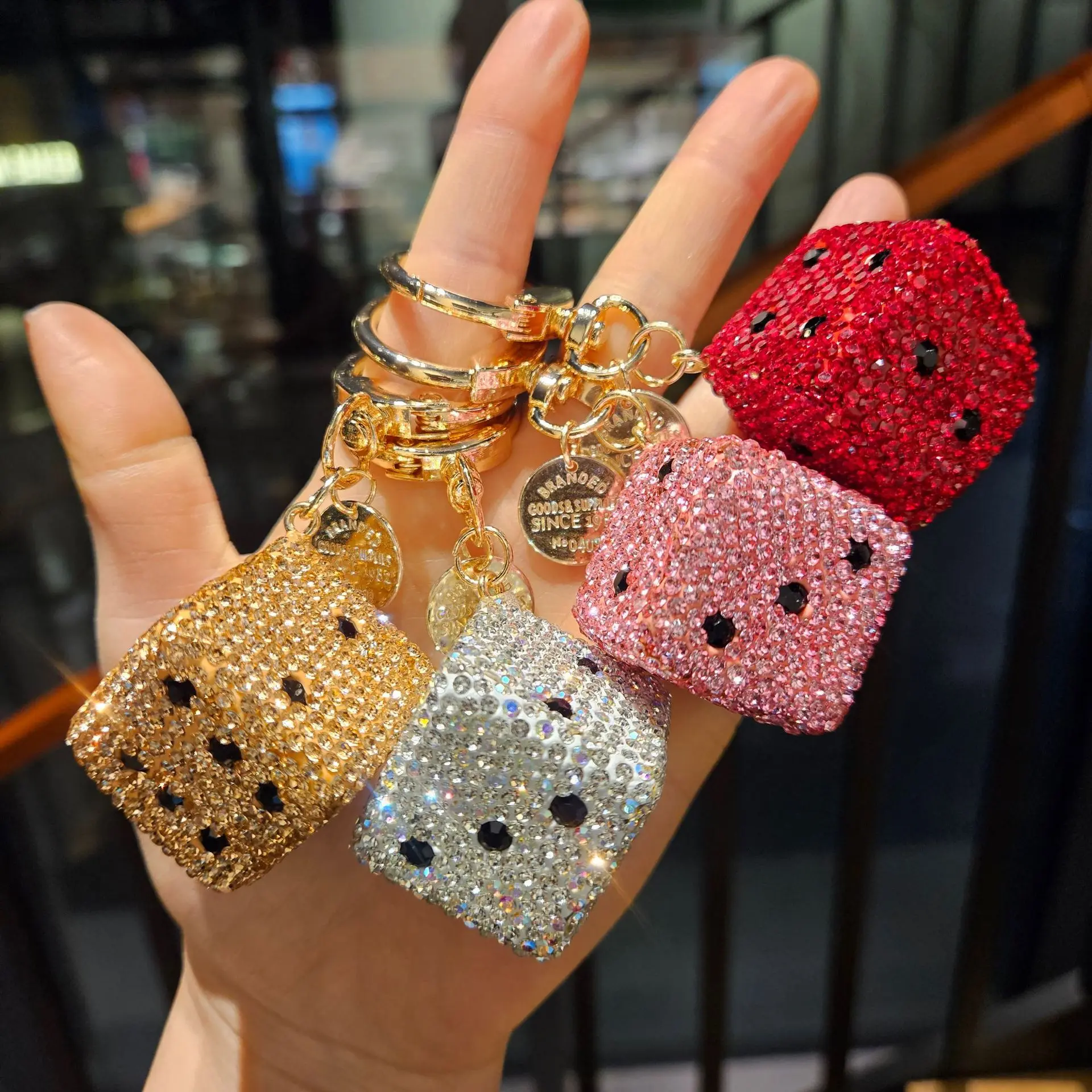 Rhinestone Dice Keychain, Bling PVC Soft Rubber Dice Charm, Fashion Backpack Handbag Pendant, Car Key Chain for Women